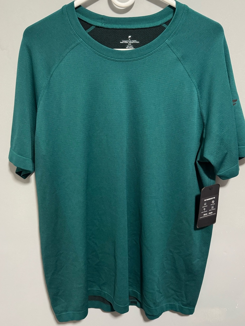 NWT- Fabletics- Men’s Training Day Tee. Size XL.